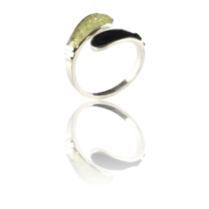 Anillo de Lava y Olivina